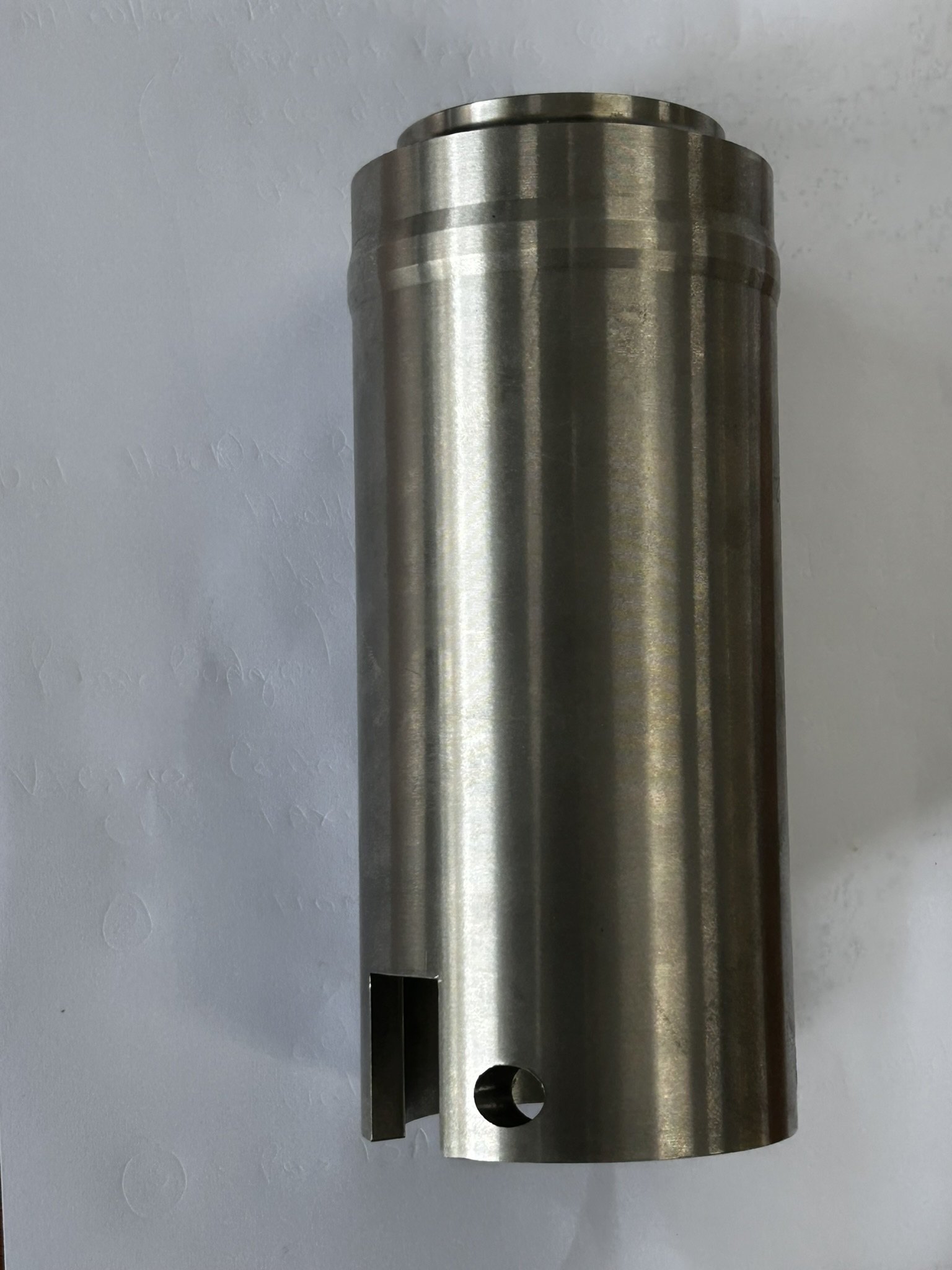 Slotted cylinder, the physical part