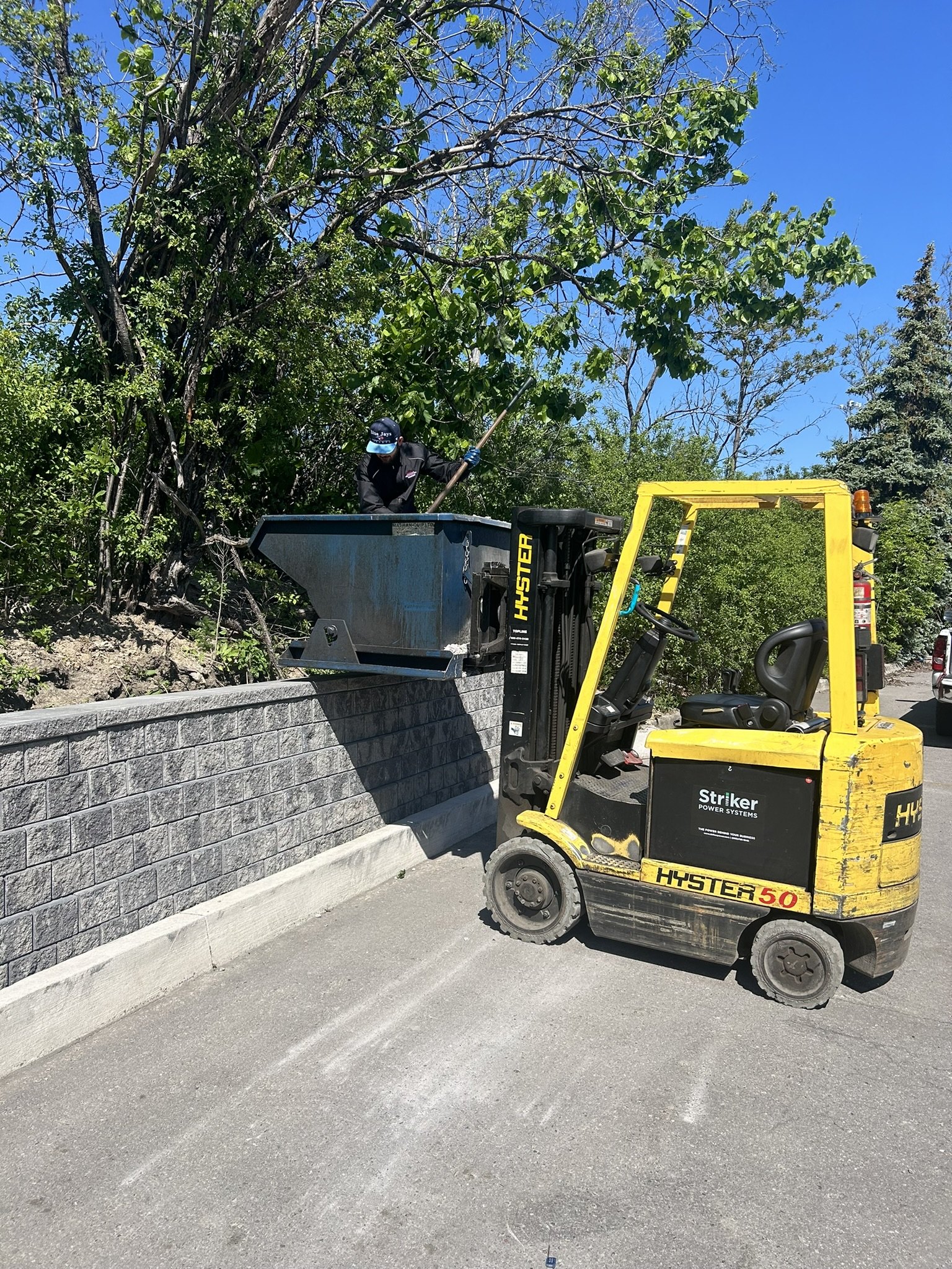Moving block on site